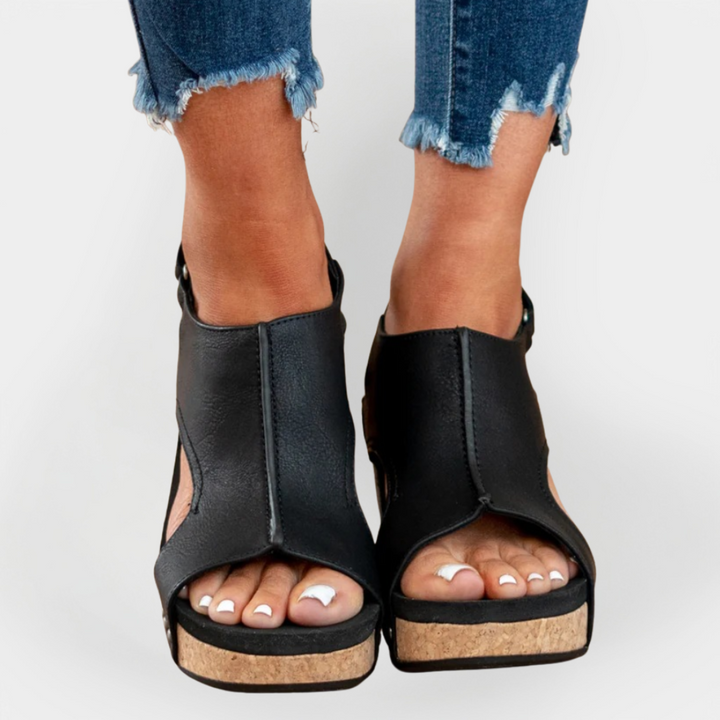Platform Sandals in Suede