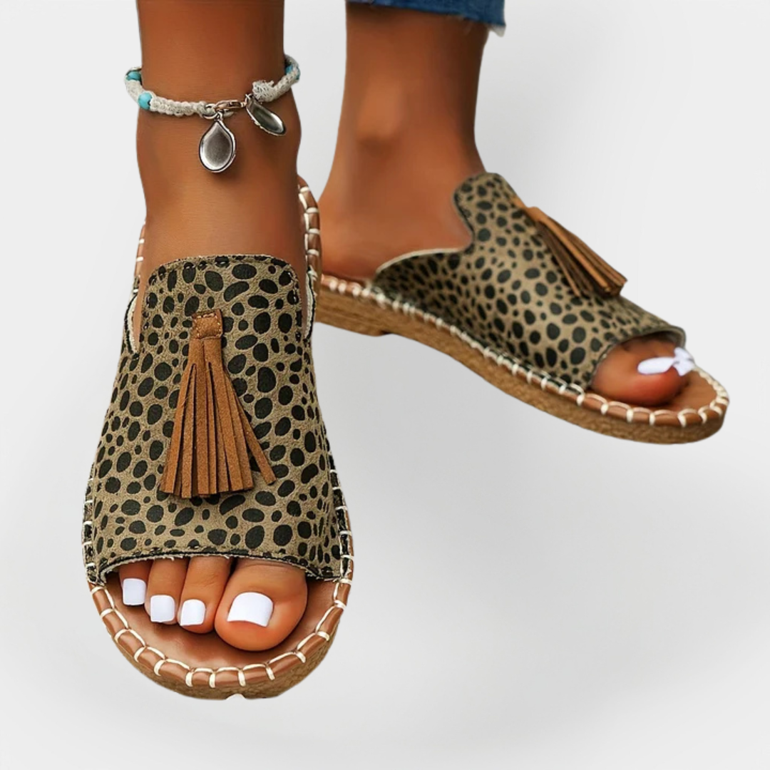 Impressive Handmade Sandals with Fringes
