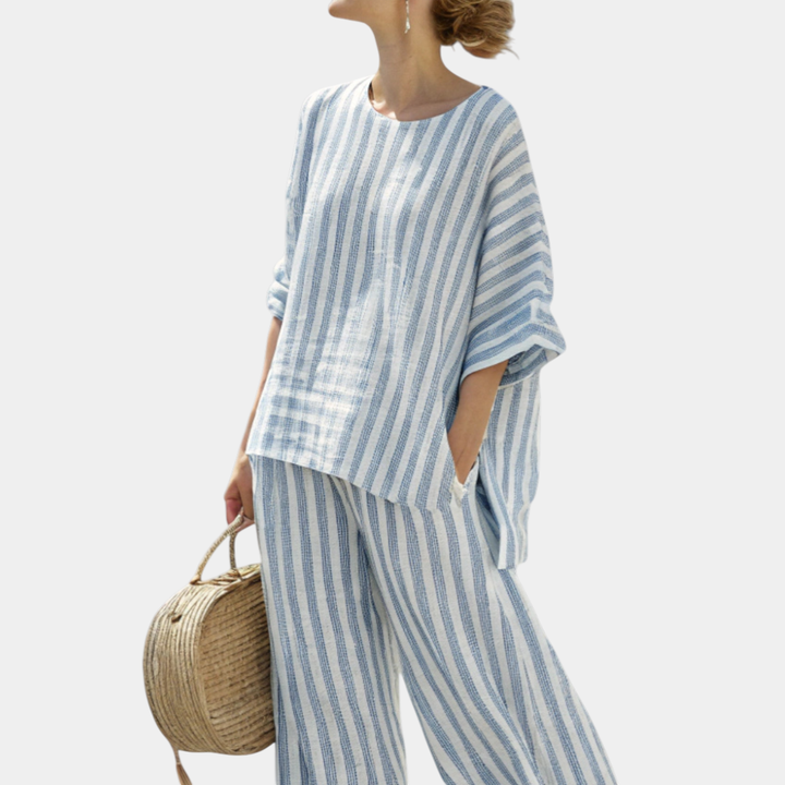 Federica | Sophisticated striped top in blue and casual trousers