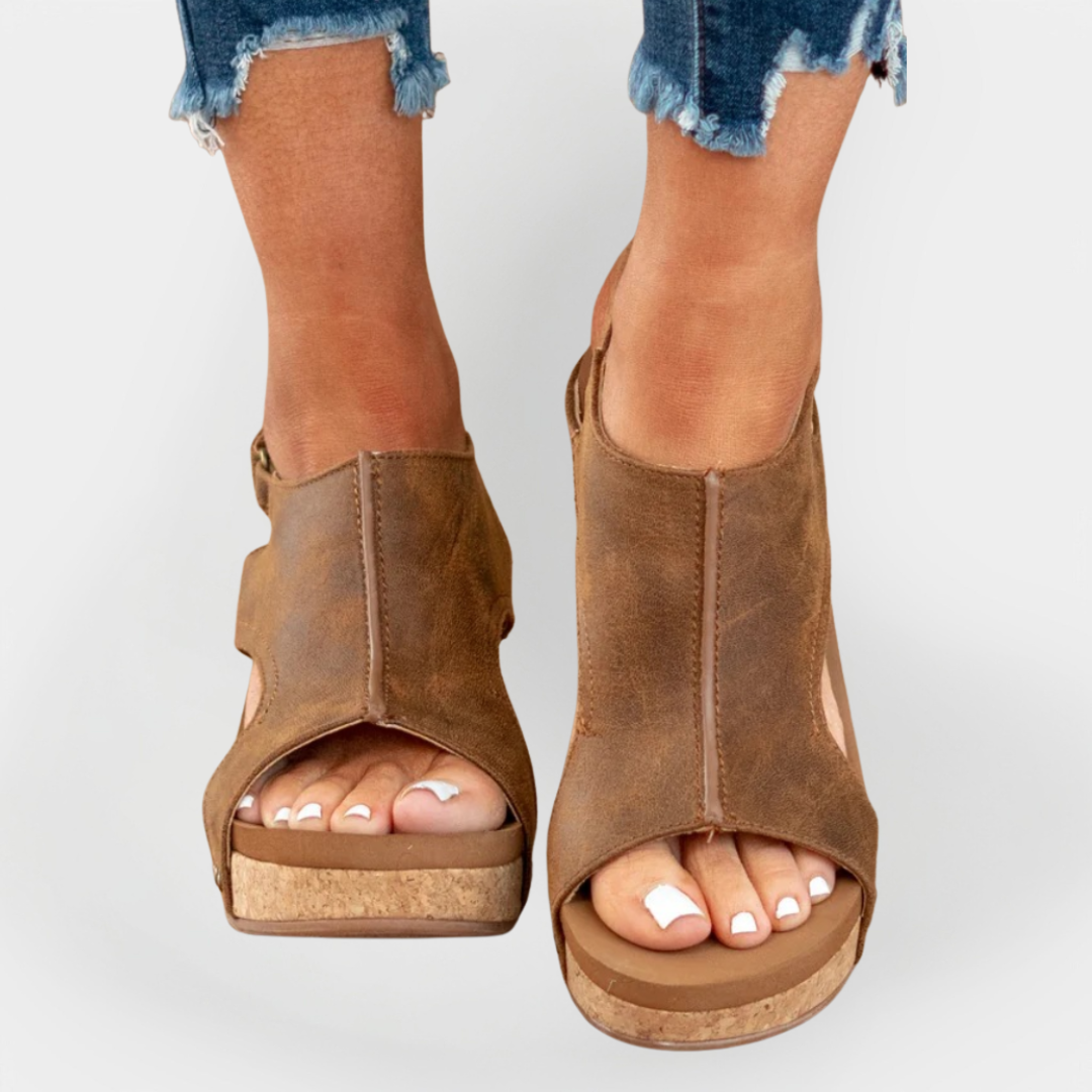 Platform Sandals in Suede