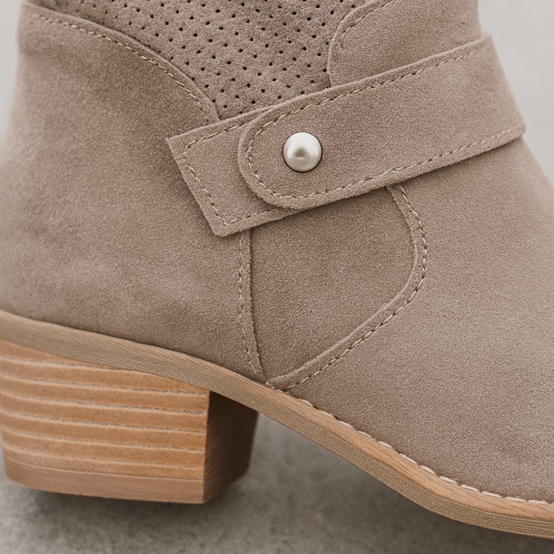 Ivy | Classic Ankle Boots