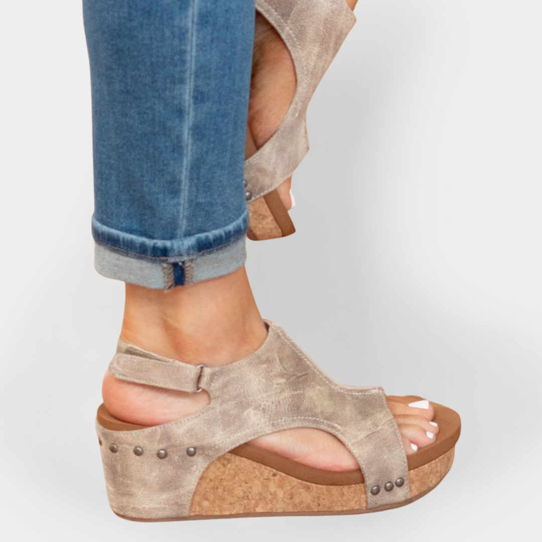 Platform Sandals in Suede