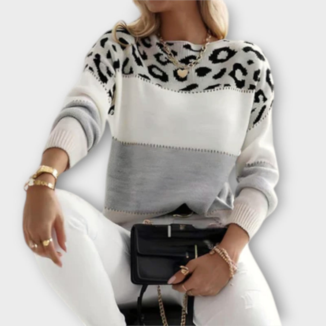 Cheyenne - Casual jumper with leopard print