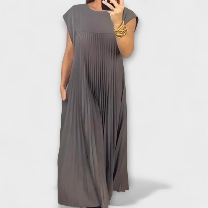 Eleanor | Elegant Pleated Dress