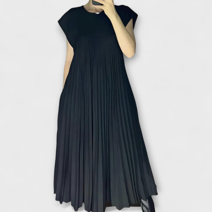 Eleanor | Elegant Pleated Dress