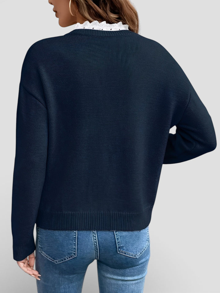 Clara | Jumper with an Elegant Lace Collar