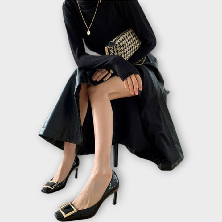 Elegant Sandals Lucie with Mid-High Heel and Square Toe