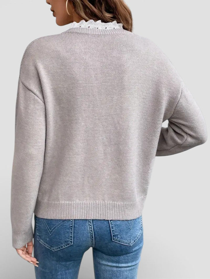 Clara | Jumper with an Elegant Lace Collar